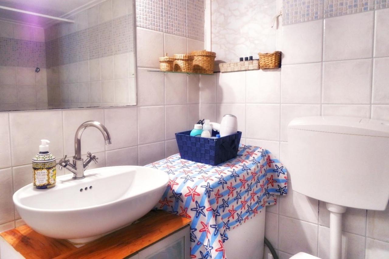 Grand Blue Suite Di Giorgio 10Min From Piraeus Port Extérieur photo