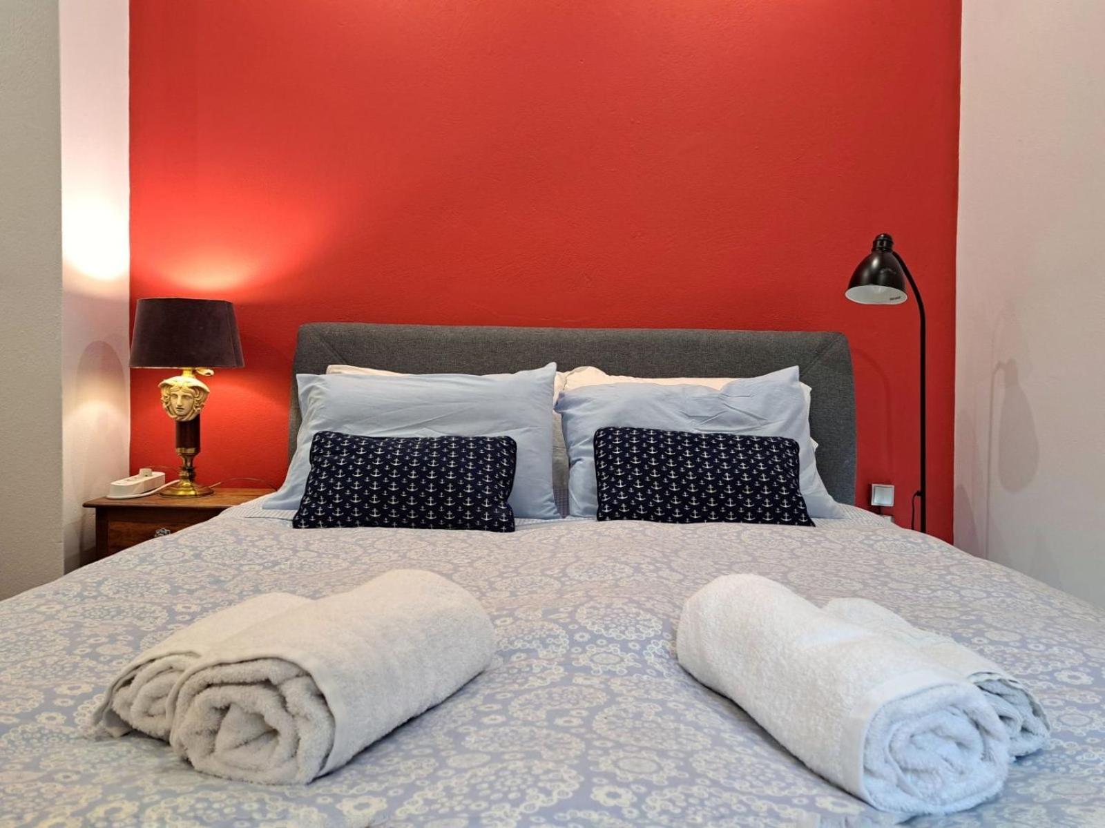 Grand Blue Suite Di Giorgio 10Min From Piraeus Port Extérieur photo